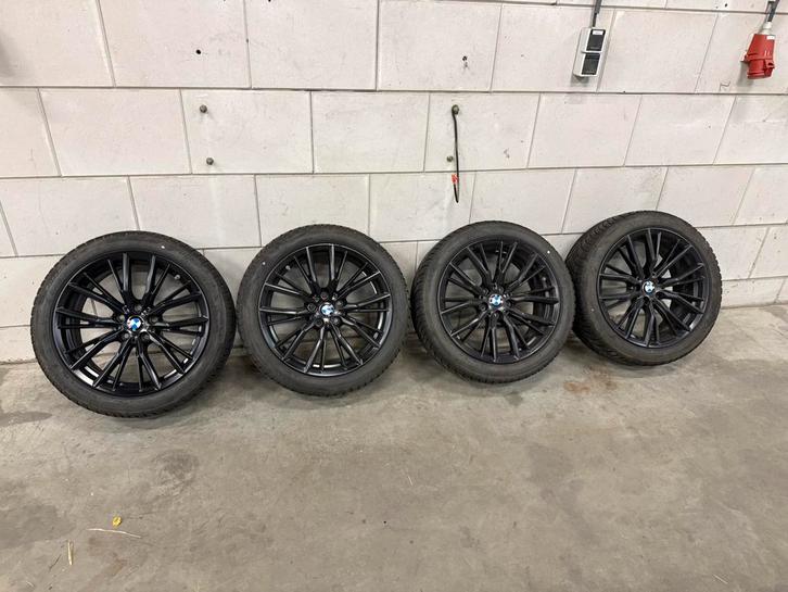 BMW winterset 18 inch, Auto-onderdelen, Banden en Velgen, Banden en Velgen, Winterbanden, 18 inch, 225 mm, Personenwagen, Gebruikt