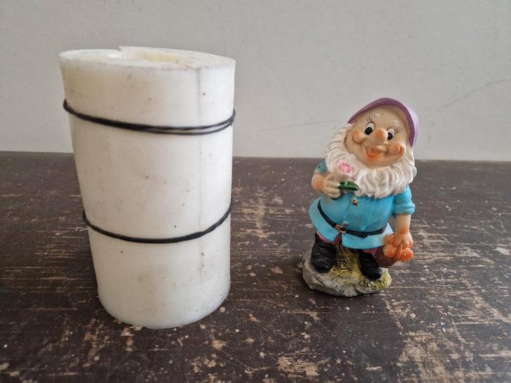 Leuke siliconen mal kabouter kaarsenmal, Hobby en Vrije tijd, Knutselen, Gebruikt, Gereedschap of Toebehoren, Ophalen of Verzenden