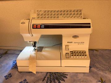 Pfaff Tiptronic 6230 naaimachine beschikbaar voor biedingen