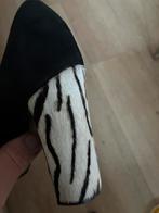 Pumps zebra print. 38-7 zwart ( kleine 38), Kleding | Dames, Schoenen, Ophalen of Verzenden, Nieuw, Zwart