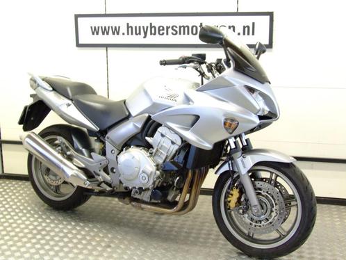 Honda CBF 1000 ABS Touring 2006 CBF1000, Motoren, Motoren | Honda, Bedrijf, Toermotor, meer dan 35 kW, 4 cilinders, Ophalen