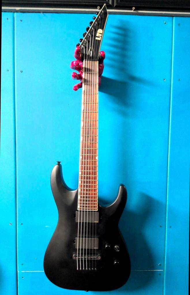 LTD MH-417, Muziek en Instrumenten, Snaarinstrumenten | Overige, Zo goed als nieuw, Overige typen, Ophalen of Verzenden