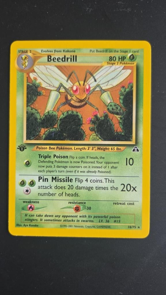 Beedrill 1st Edition Pokemon kaart, Ophalen of Verzenden, Zo goed als nieuw, Losse kaart