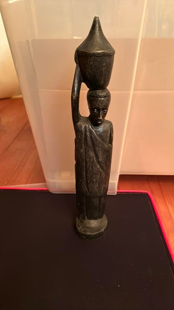 Antiek beeldje uit Afrika zwart  27 cm, Ophalen of Verzenden