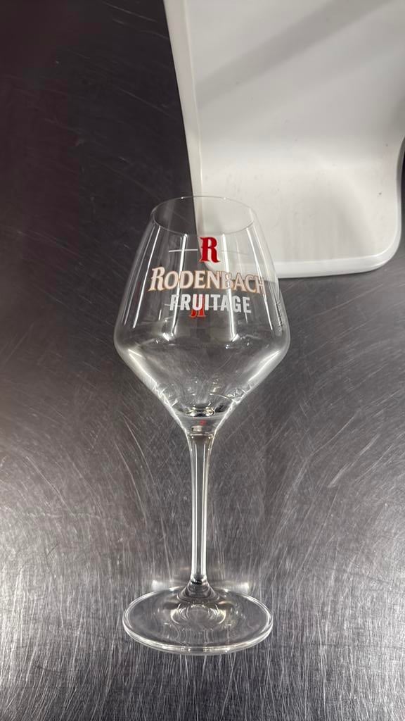 Rodenbach glazen 5 stuks, Ophalen of Verzenden, Zo goed als nieuw, Bierglas