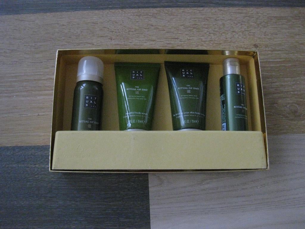 Nieuwe Rituals cadeauset, The Ritual of Dao, Sieraden, Tassen en Uiterlijk, Uiterlijk | Lichaamsverzorging, Verzenden, Nieuw, Bad & Douche