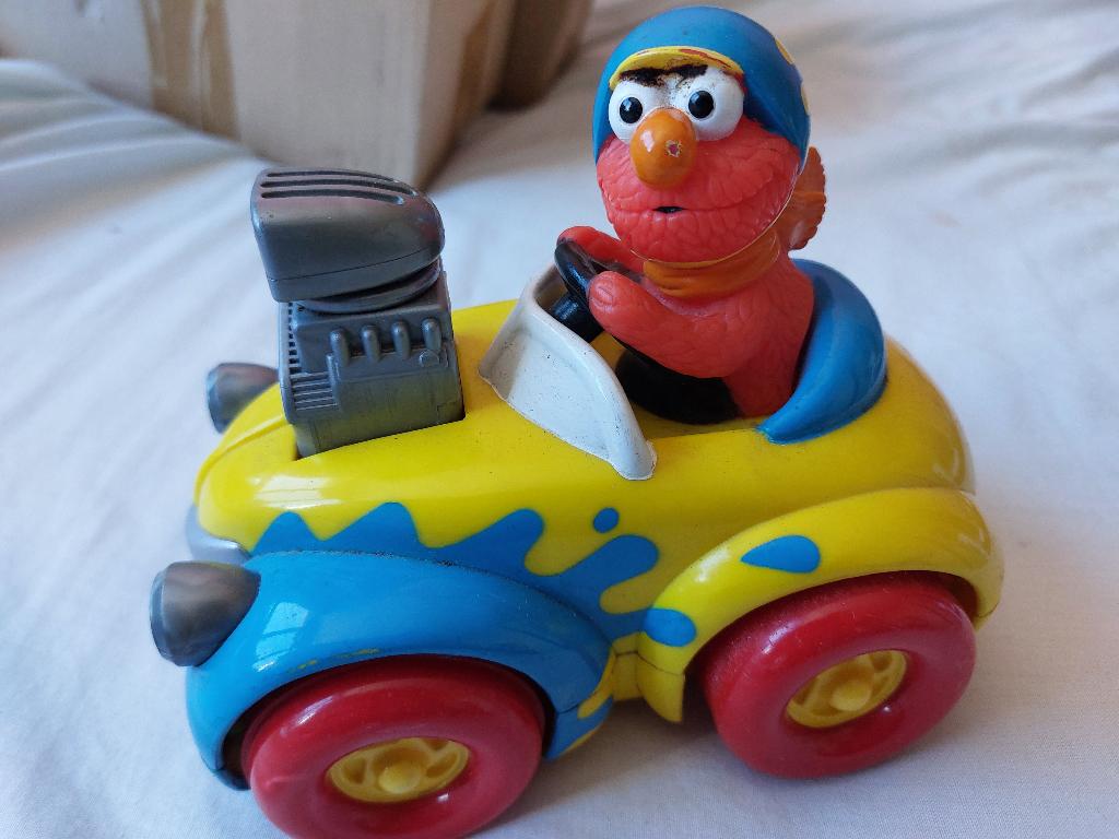speelgoedauto met Elmo, Kinderen en Baby's, Speelgoed | Speelgoedvoertuigen, Ophalen of Verzenden