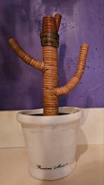 RIVIERA MAISON; RATTAN CACTUS IN RM POT € 12,50, Huis en Inrichting, Woonaccessoires | Overige, Ophalen, Zo goed als nieuw