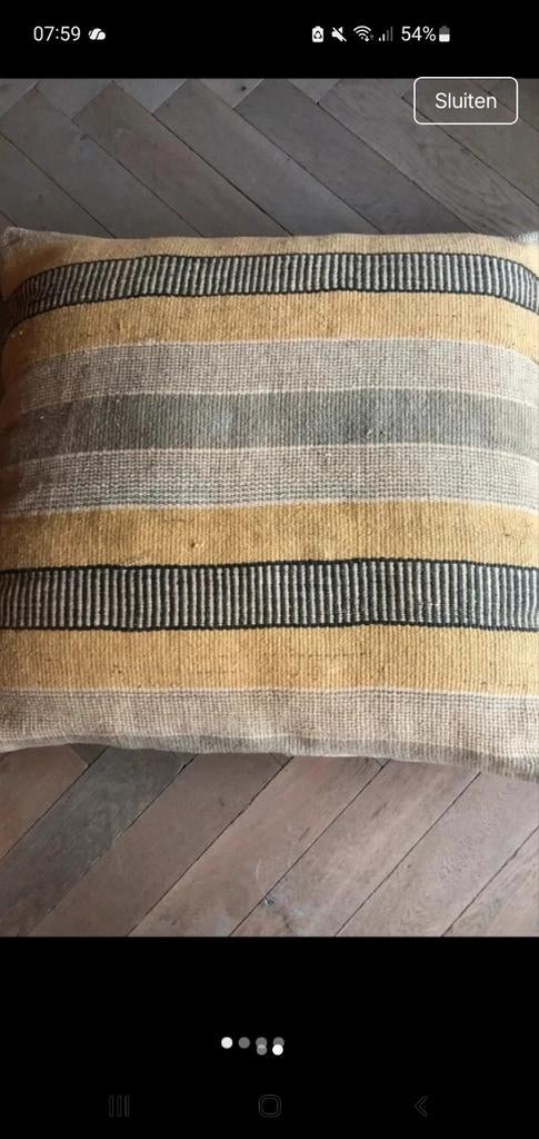 WeWood handgeweven woonkussen Wol 76x76 cm berber kelim peru, Ophalen of Verzenden, Zo goed als nieuw, Geel, Vierkant