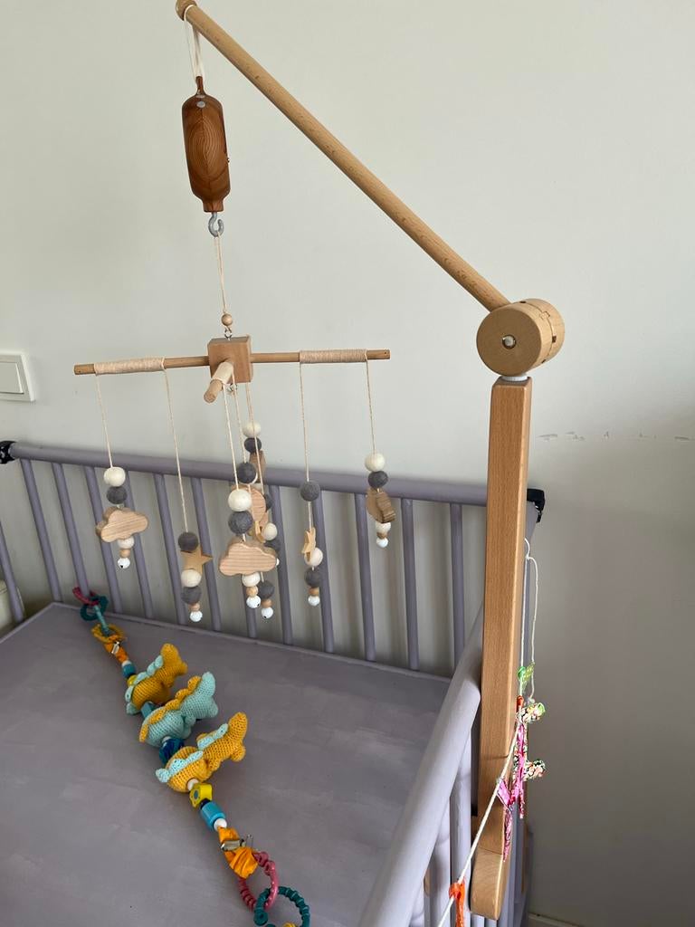 Houten baby mobiel met muziekdoosje, Ophalen of Verzenden, Zo goed als nieuw