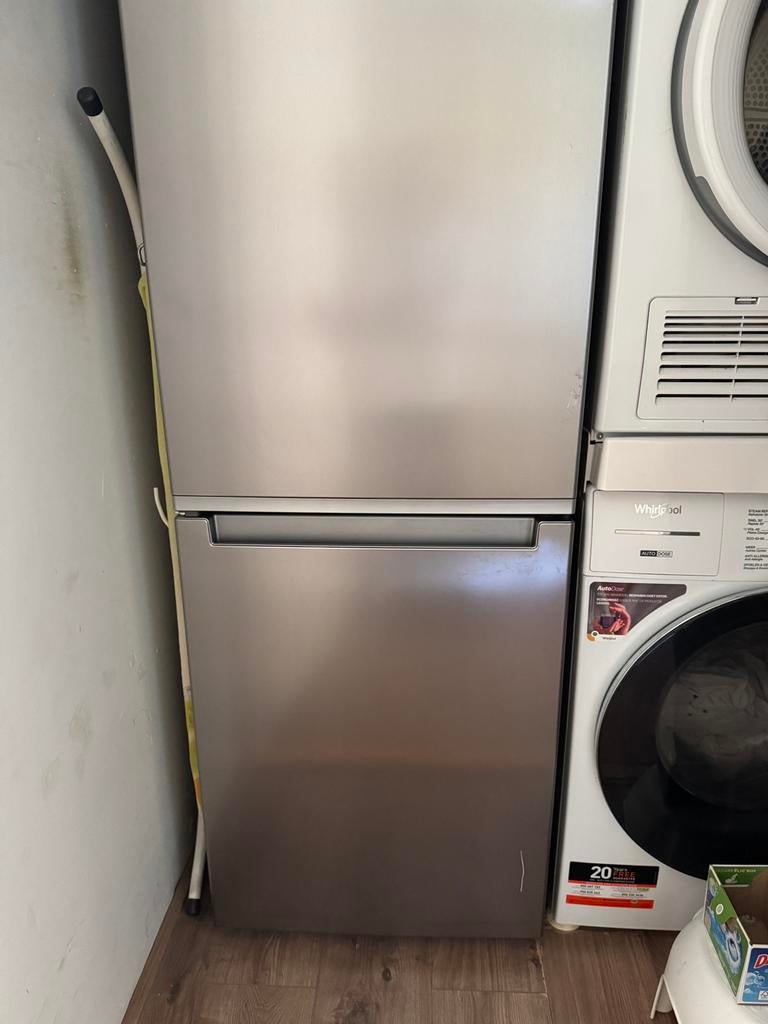 Whirlpool koelvriescombinatie, Witgoed en Apparatuur, Koelkasten en IJskasten, Zo goed als nieuw, Met aparte vriezer, 200 liter of meer