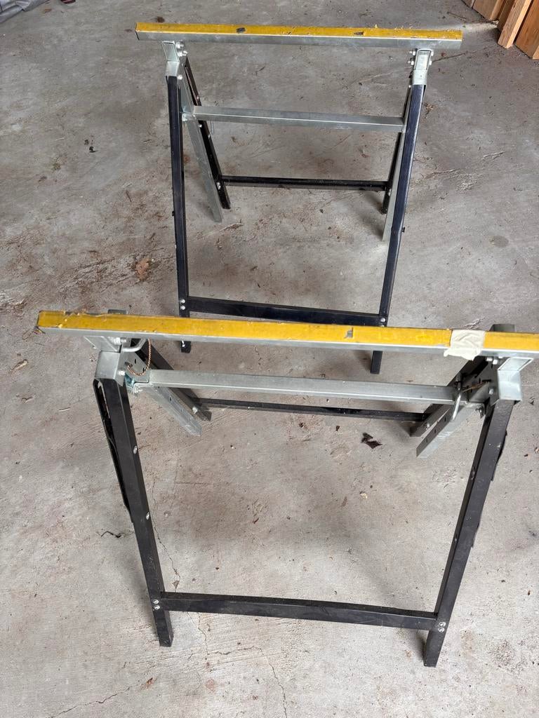 2x Stevige schragen - inklapbaaren in hoogte versrelbaar, Ophalen, Gebruikt, 70 tot 120 cm, Inklapbaar