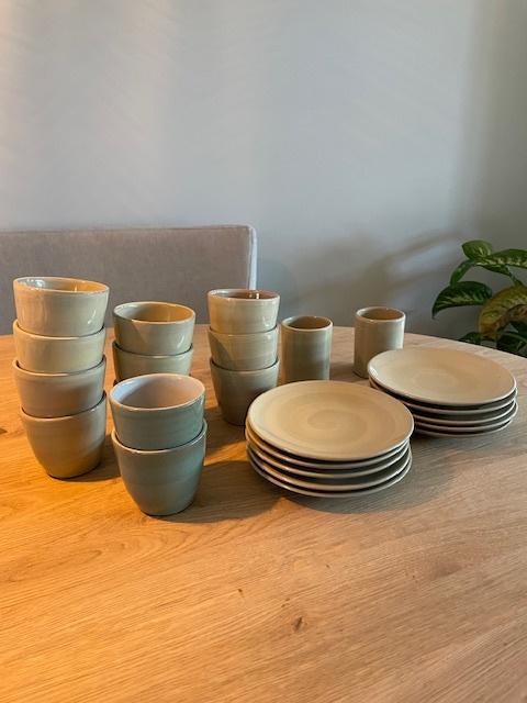 Volendams aardewerk (origineel), Gebruikt, Ophalen of Verzenden, Overige stijlen, Kop(pen) en/of Schotel(s)