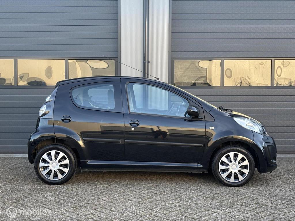 Citroen C1 1.0 Tendance Uitvoering / Bwj 2012_LED_5 DRS, Voorwielaandrijving, Euro 5, 4 stoelen, C1