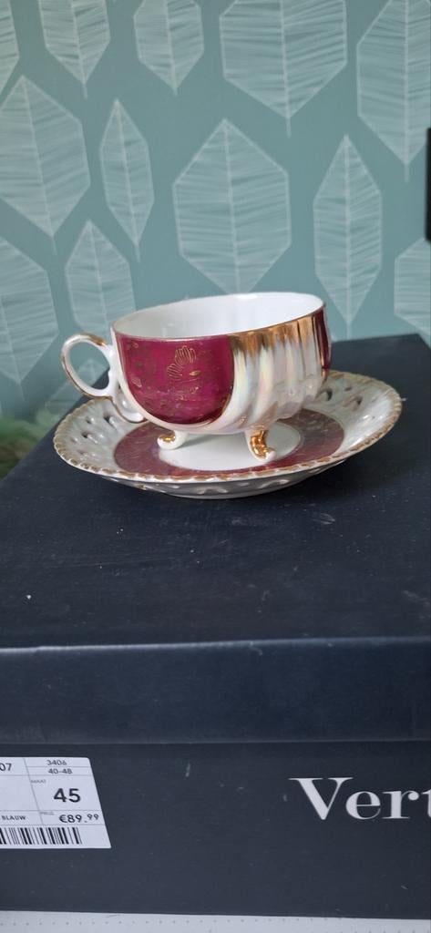 Versailles porcelaines, Ophalen