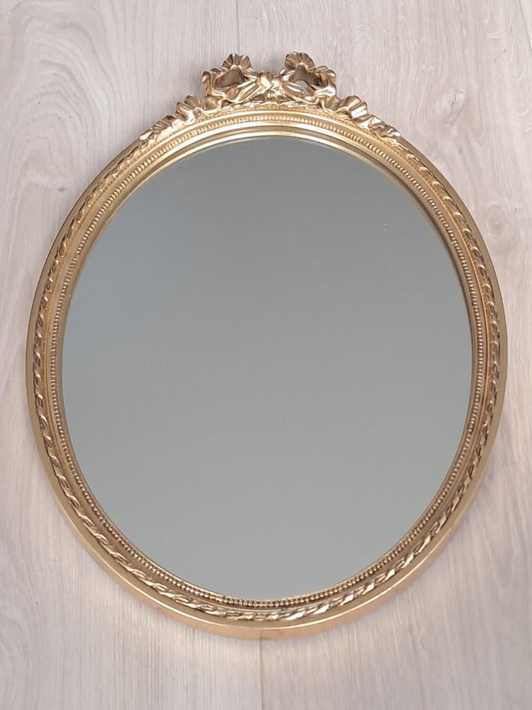 Prachtige vergulde spiegel, Ophalen of Verzenden, Ovaal, Minder dan 50 cm, Minder dan 100 cm