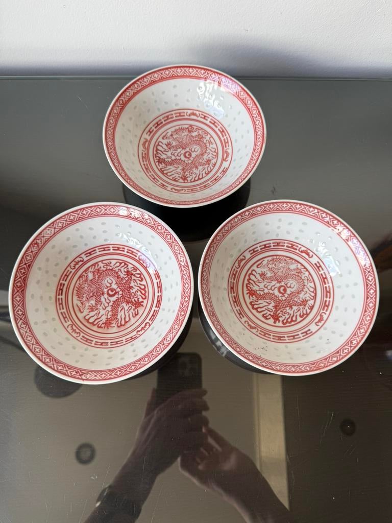 Chinees drie rijstkorrel kommen rood wit, Antiek en Kunst, Ophalen of Verzenden
