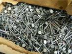Grote doos met diverse spijkers - ruim 1000 stuks, Doe-het-zelf en Verbouw, IJzerwaren en Bevestigingsmiddelen, Ophalen of Verzenden