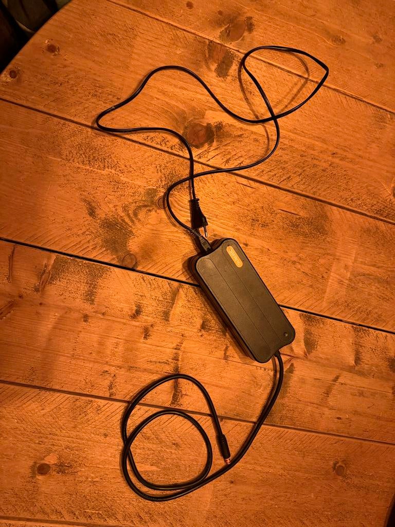 Bafang E-bike snelle Acculader, Ophalen, Zo goed als nieuw