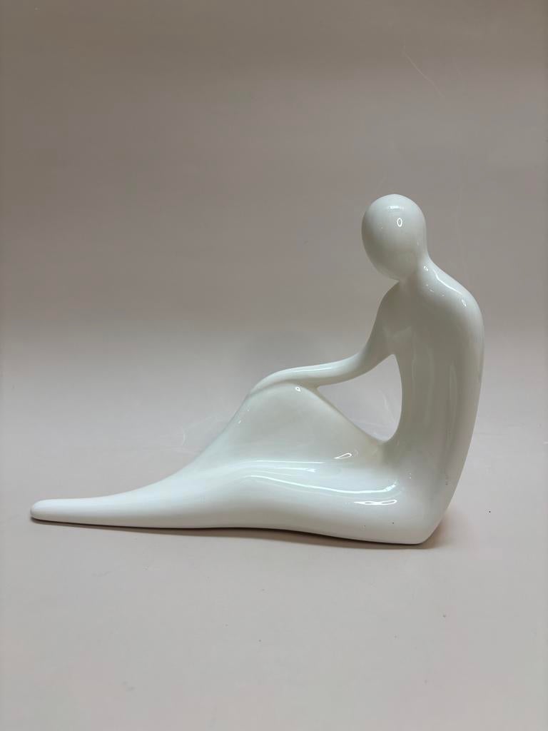 Vintage Wit Keramiek Figuur - Abstracte Zittende Vrouw, Antiek en Kunst, Antiek | Keramiek en Aardewerk, Ophalen of Verzenden