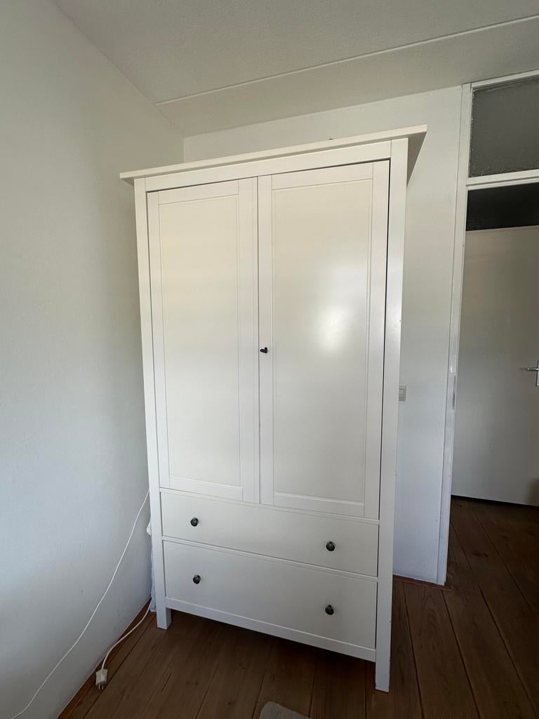 Ikea Hemnes Kledingkast Wit, Ophalen, 100 tot 150 cm, 200 cm of meer, Zo goed als nieuw