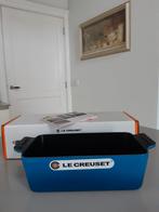 Le Creuset bakvorm gietijzer Signature Marseille Blauw NIEUW, Huis en Inrichting, Ophalen of Verzenden, Nieuw, Overige materialen