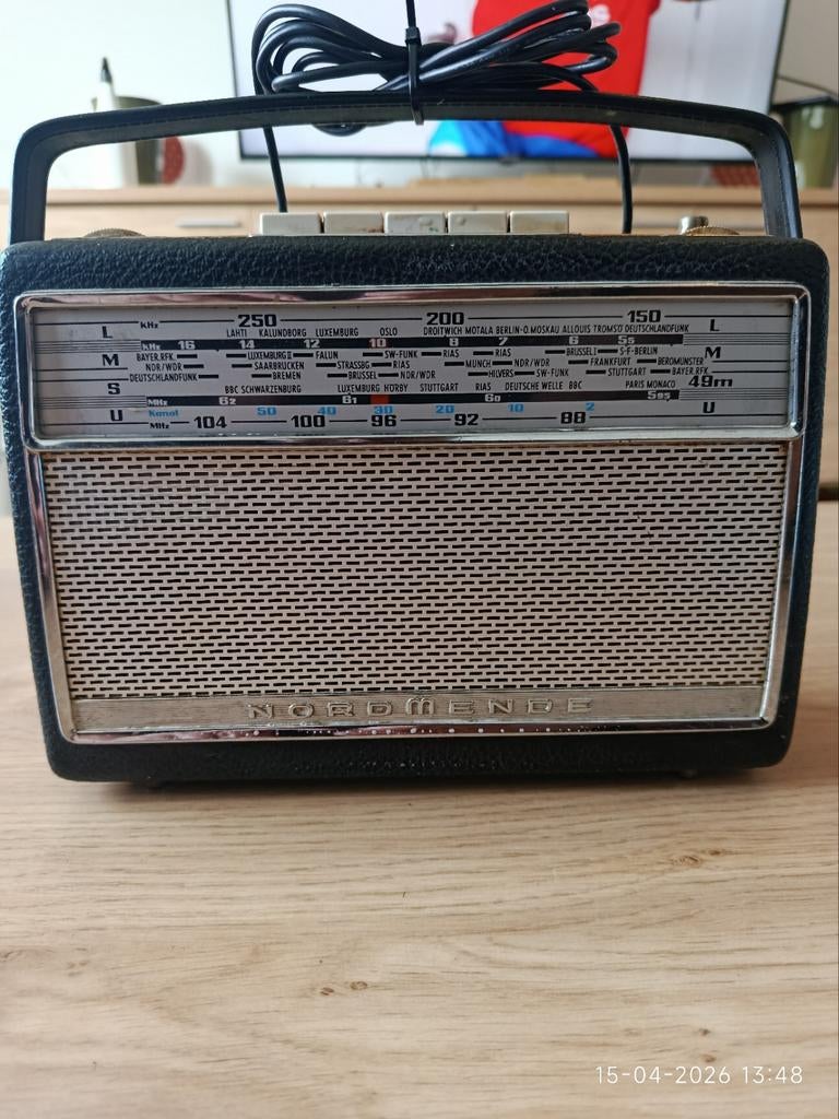 Nordmende Transita Spezial jaren 60 radio, werkend!, Audio, Tv en Foto, Radio's, Ophalen of Verzenden