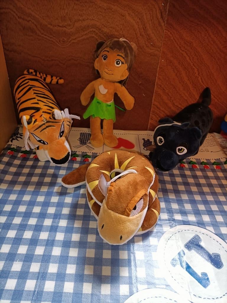 4 Jungle Book knuffels Mowgli, tijger slang panter, Ophalen of Verzenden, Zo goed als nieuw, Overige typen