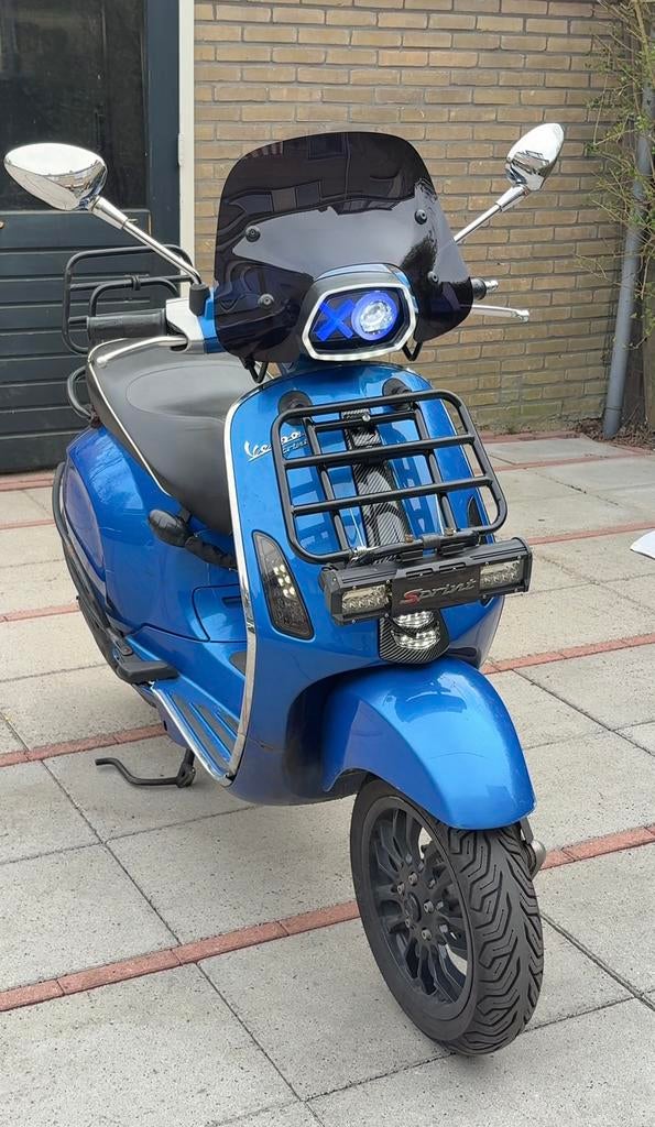 Vespa sprint 125cc, Fietsen en Brommers, Scooters | Vespa, Ophalen, Overige modellen, Zo goed als nieuw, Benzine