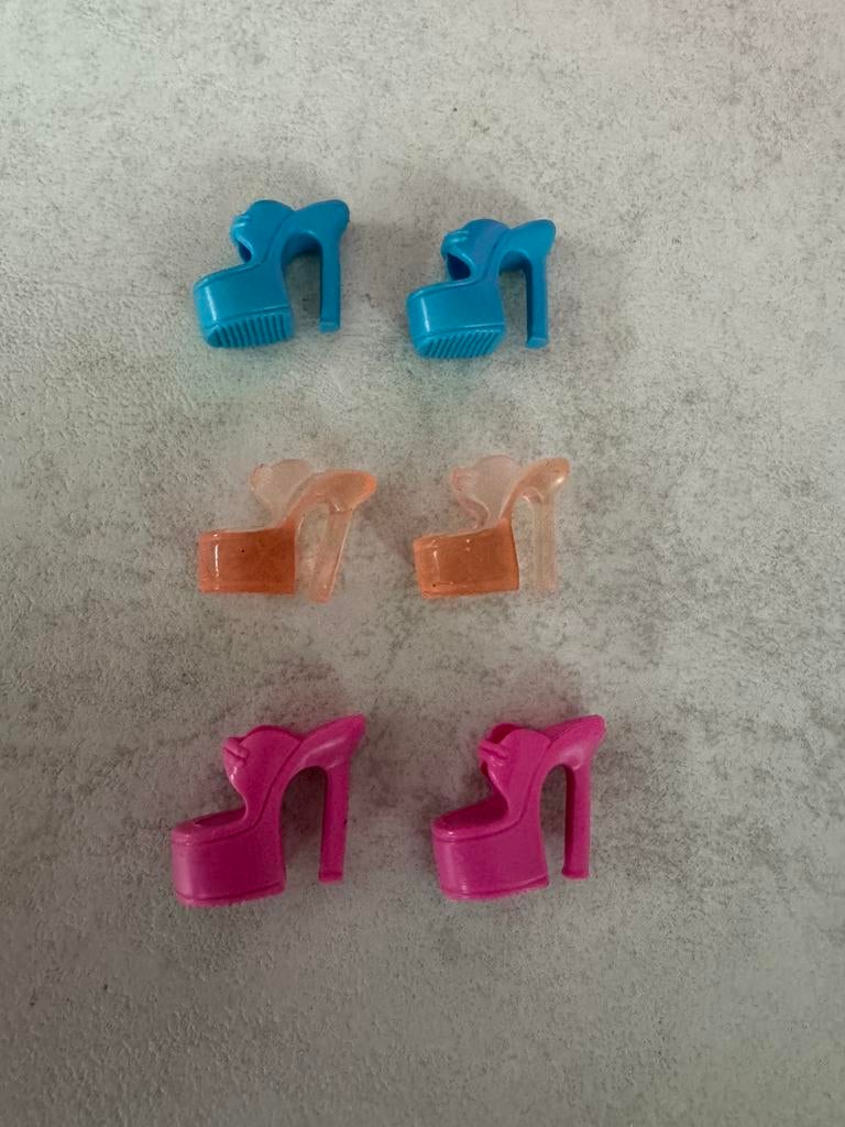 Barbie schoentjes, Verzamelen, Ophalen of Verzenden, Gebruikt, Accessoires