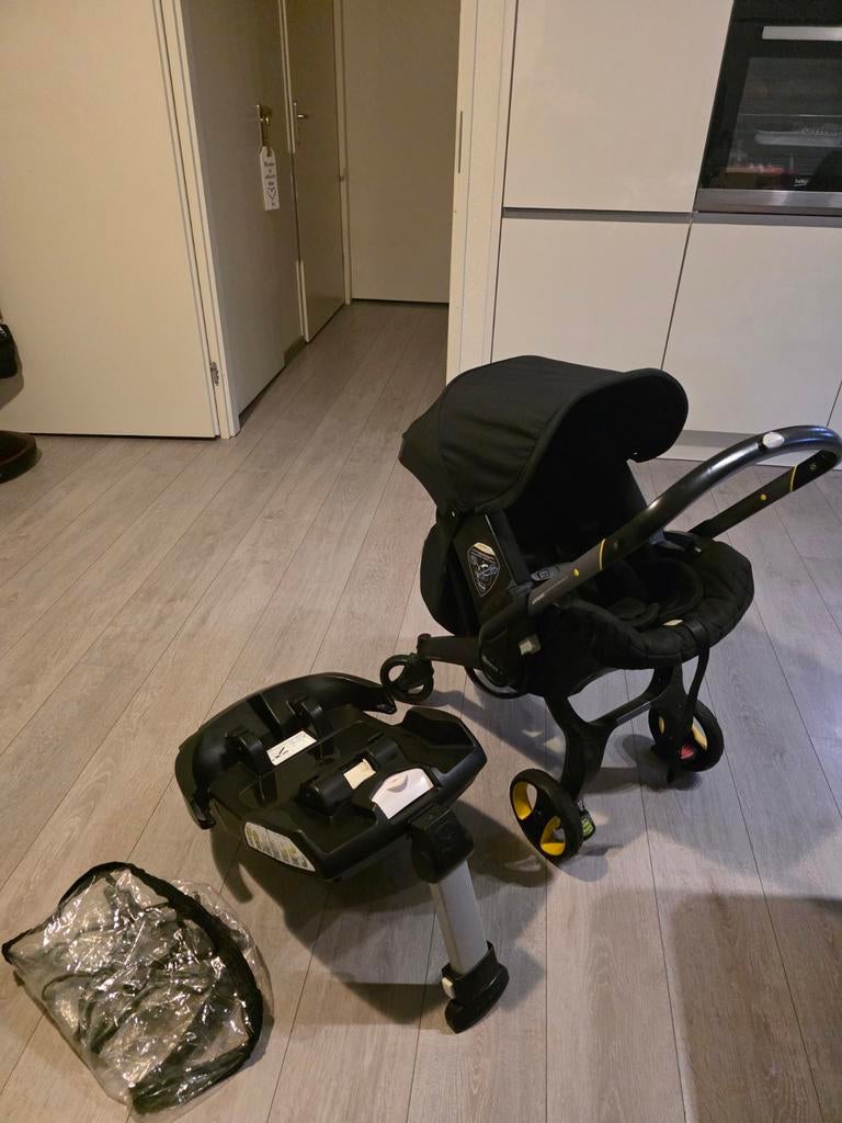 Doona + plus Autostoel Kinderwagen Rugtas Isofix travel fly, Overige merken, Ophalen of Verzenden, Zo goed als nieuw, Combiwagen