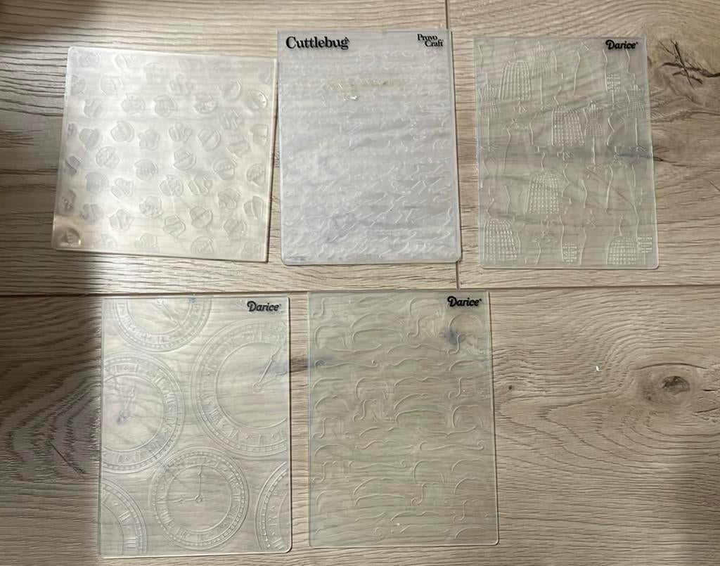 Embossings mallen, Hobby en Vrije tijd, Kaarten | Zelf maken, Ophalen of Verzenden, Zo goed als nieuw, Overige thema's, Pons of Mal