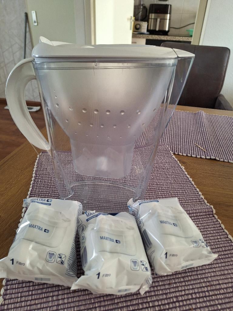 Brita waterfilter inclusief 3 filters, Ophalen, Gebruikt, Kunststof