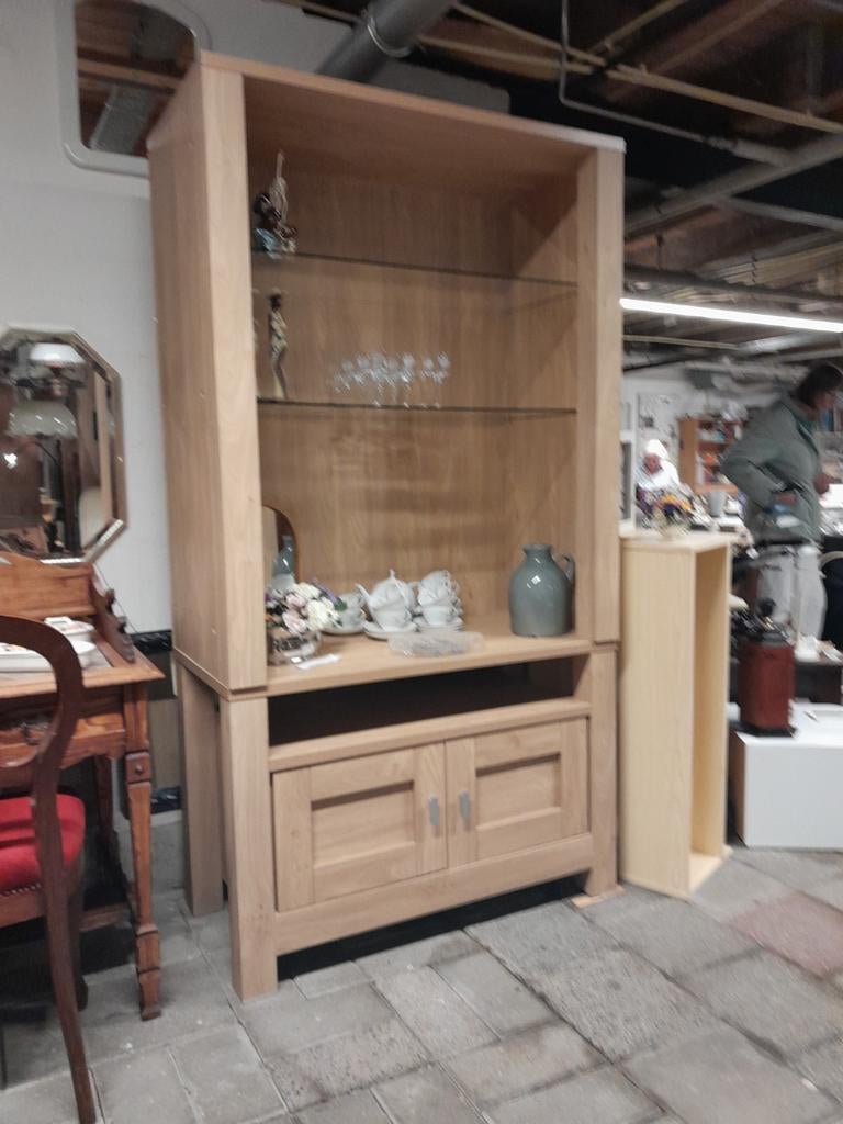 Mooie kast met glasplaatjes en kastjes, Ophalen, Zo goed als nieuw