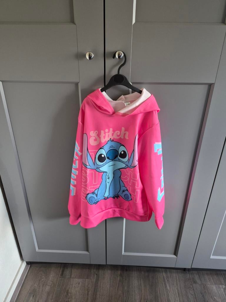 Stitch trui dunne stof maat 146 roze, Disney, Gebruikt, Meisje, Trui of Vest