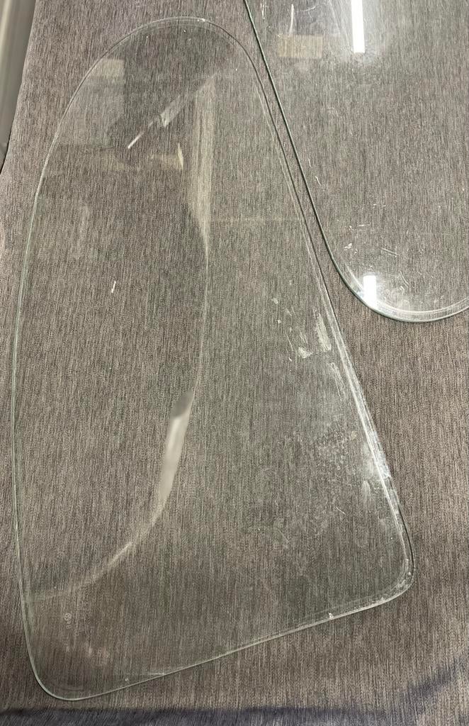 Zijruiten VW Kever 1975 (111011) - Zonder Rubbers, Auto-onderdelen, Ruiten en Toebehoren, Volkswagen, Gebruikt, Ophalen of Verzenden