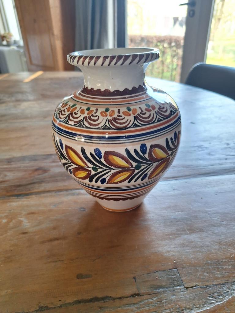 Vintage Spaanse vaas handbeschilderd “Made in Spain 73”, Ophalen of Verzenden, Overige kleuren, Glas, Minder dan 50 cm