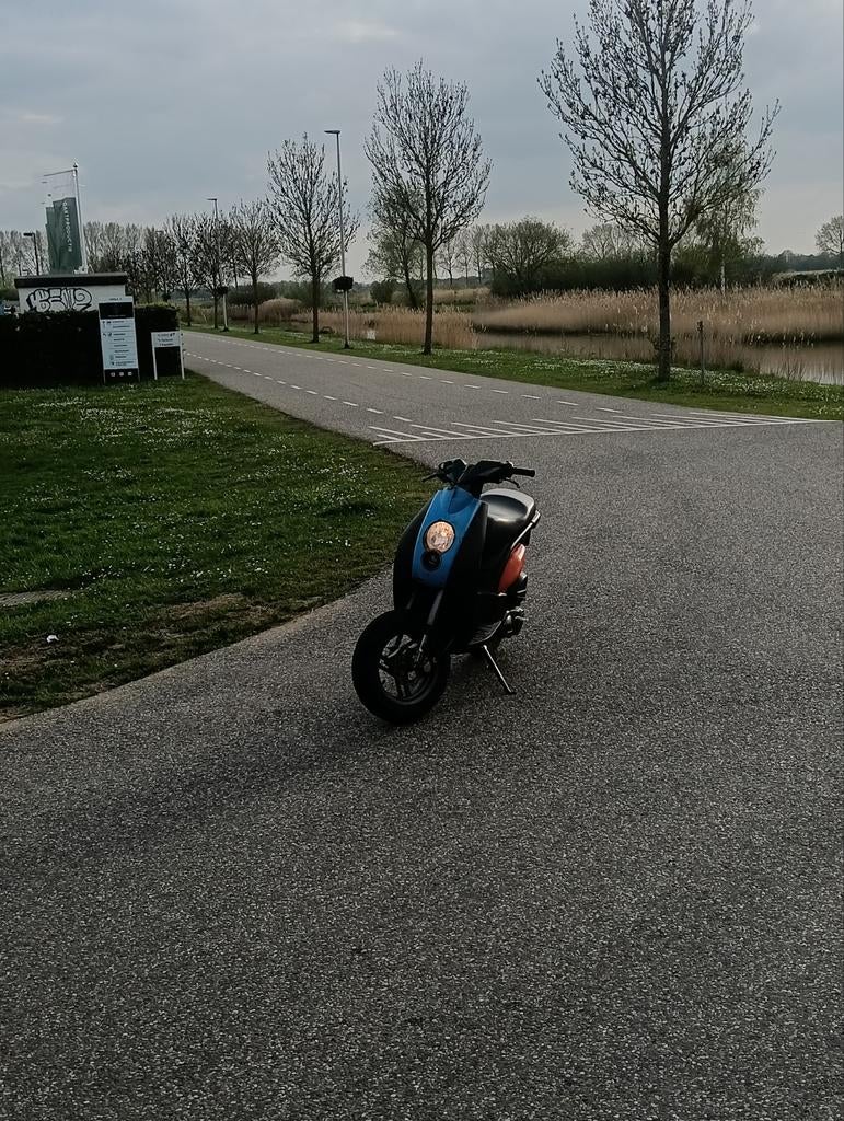 Peugeot ludix 70cc, Ophalen of Verzenden, Gebruikt, Tweetakt, Overige modellen