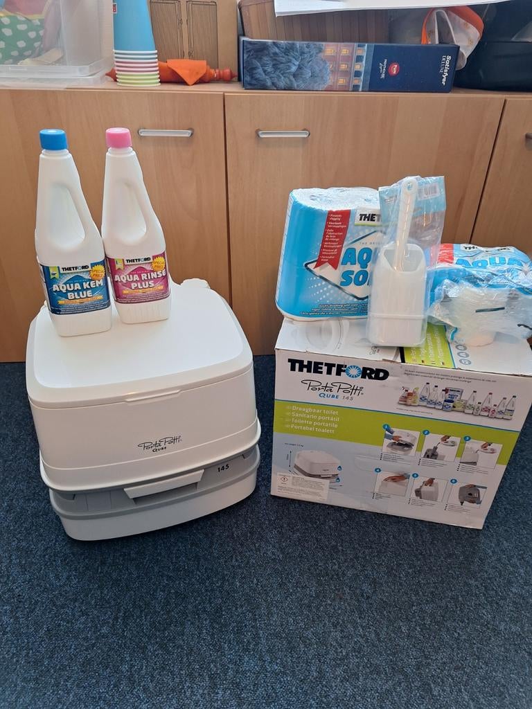 Thetford Porta Potti Qube 145 met toebehoren, Ophalen, Zo goed als nieuw