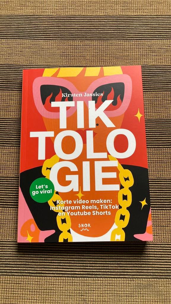 Kirsten Jassies - Tiktologie, Verzenden, Zo goed als nieuw, Overige onderwerpen, Kirsten Jassies