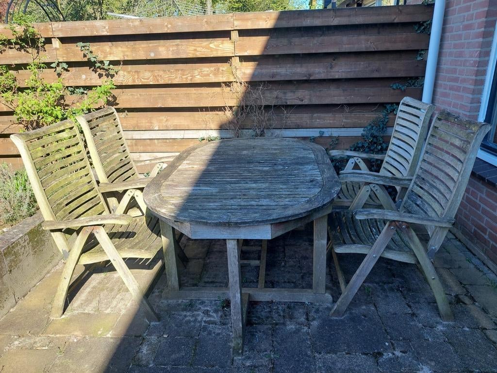 Hardhouten tuinset van Smaragd Garden Furniture., Ophalen, 4 zitplaatsen, Gebruikt, Eettafel
