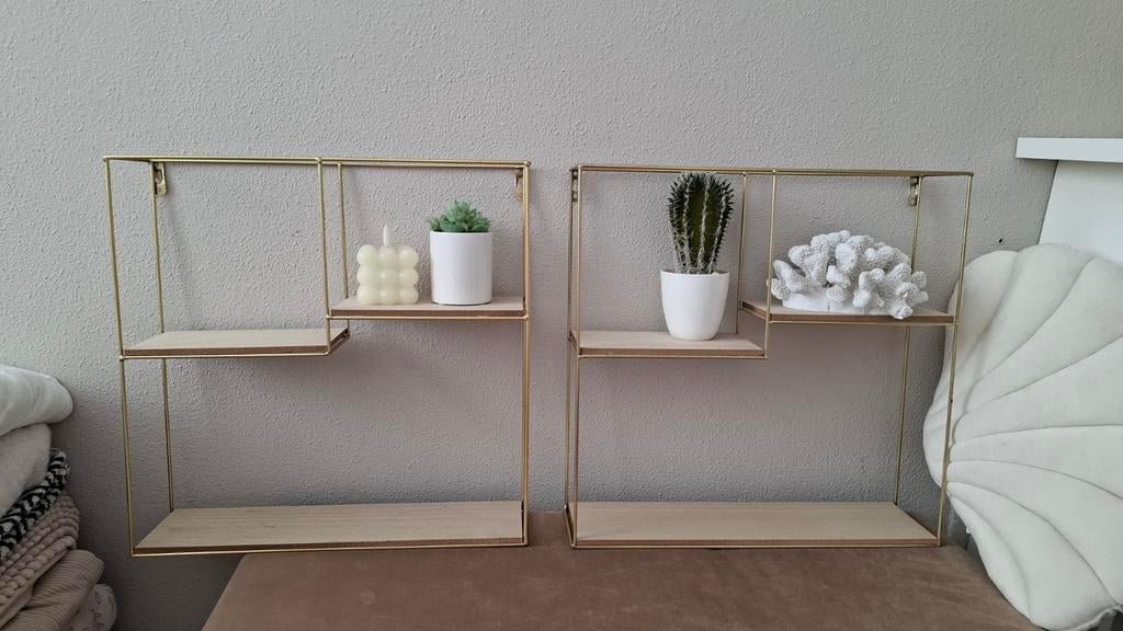 2 stuks gouden wandrekken met houten planken, Ophalen of Verzenden