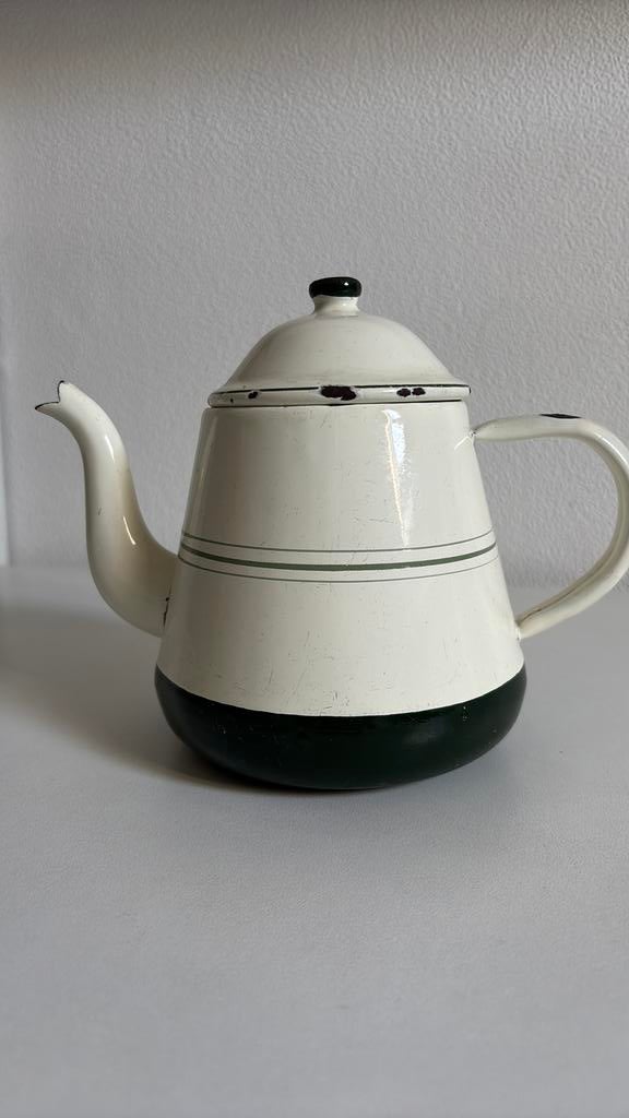 Lief klein koffie/ theekannetje, Ophalen of Verzenden