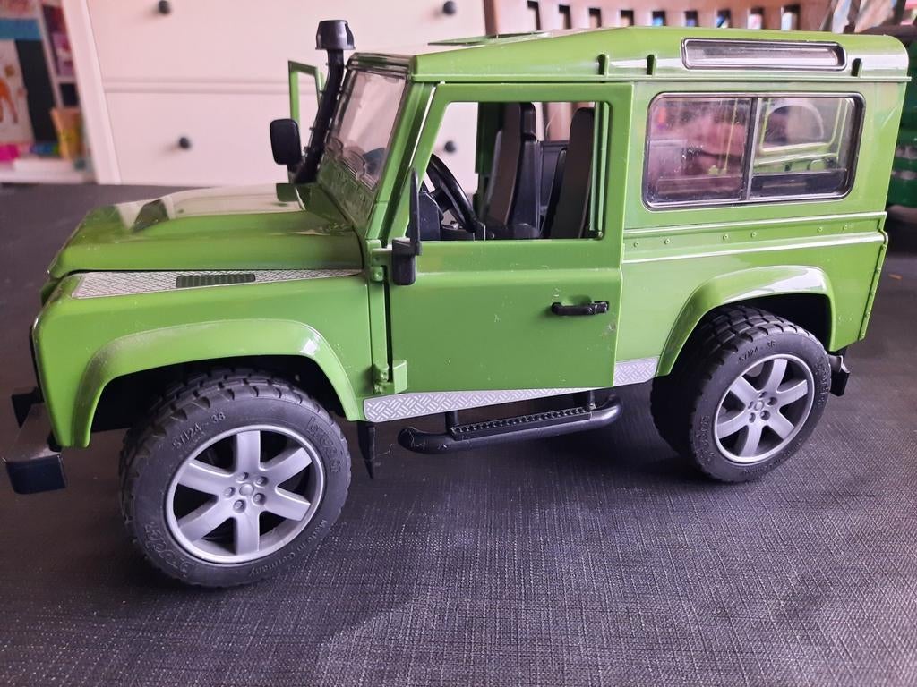 Bruder Land Rover auto, Ophalen