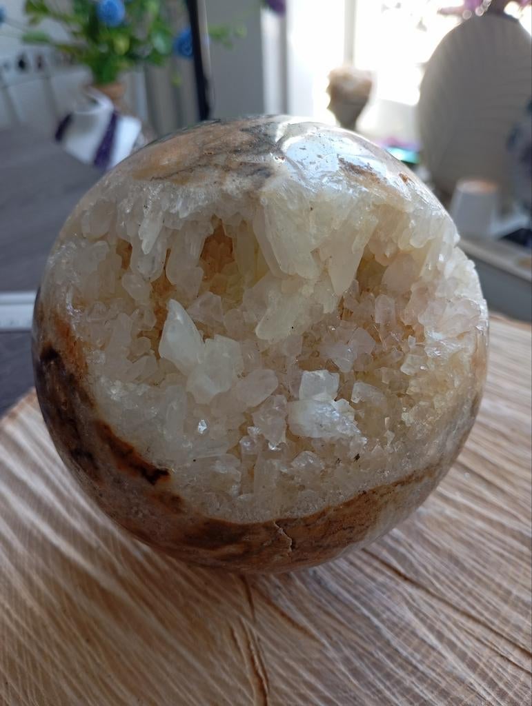 Prachtige Kwarts Bol met Geode - 100mm Diameter, Ophalen of Verzenden, Nieuw