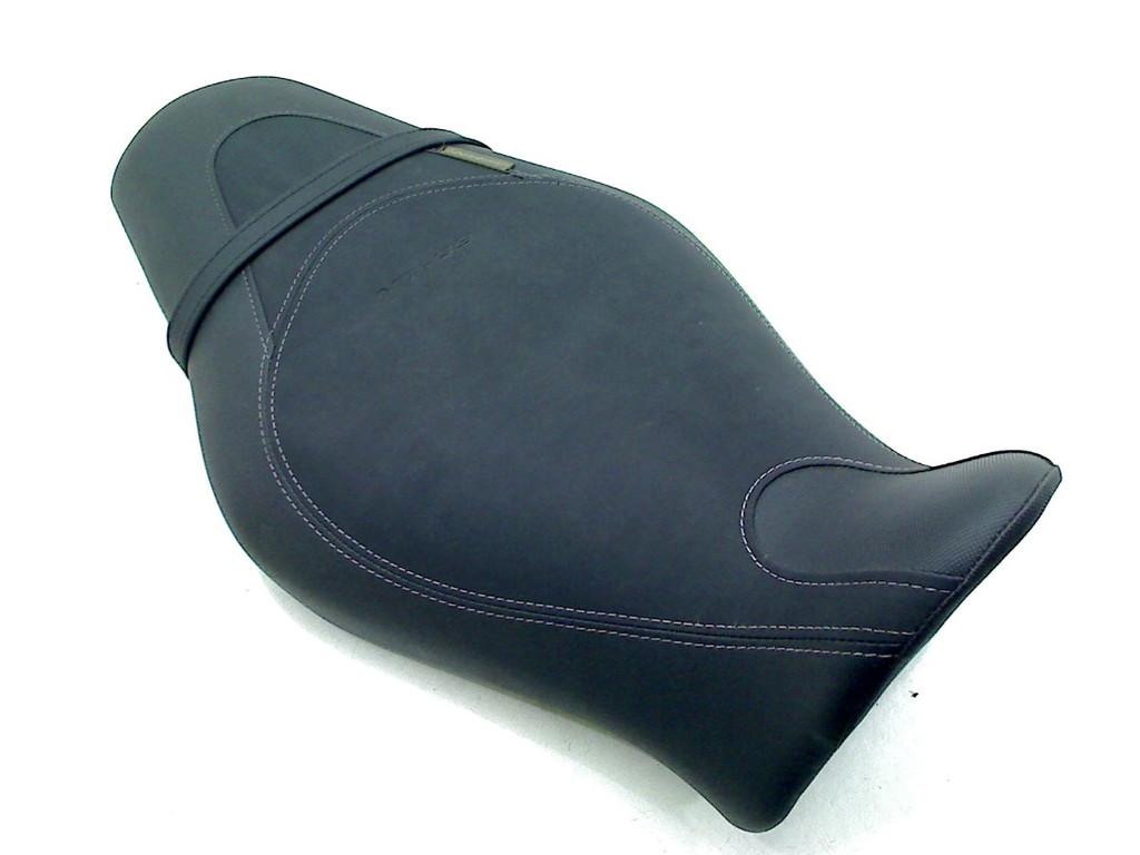 BUDDYSEAT MT 09 2021-2023 (MT09 B7N) (B7N-24730-01-00), Dhr. S. di Majo, Gebruikt, Info@cama-motorparts.nl, P.J. Troelstraweg 8 8
3144 CX  MAASSLUIS, NL