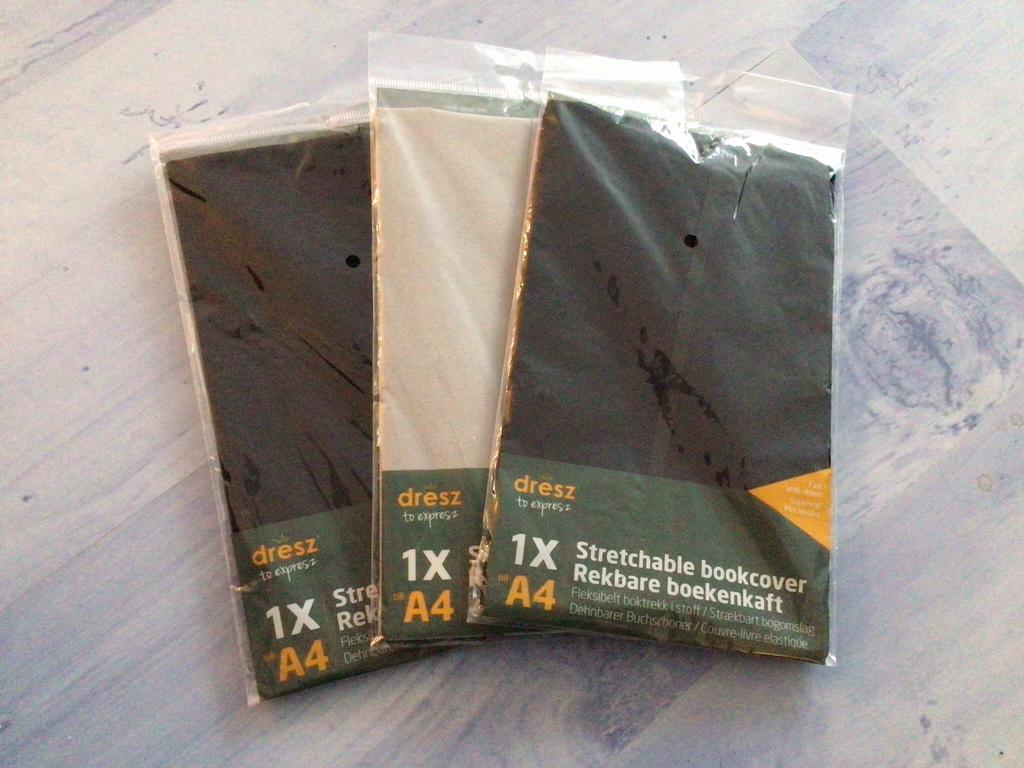 3 rekbare boekenkaften, Diversen, Ophalen of Verzenden, Nieuw