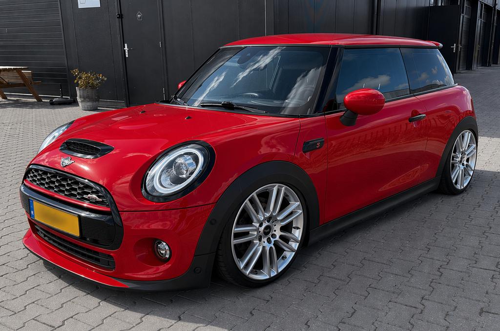 18 inch Mini velgen voor een F55 F56 F57 met zomerbanden, Auto-onderdelen, Ophalen, 18 inch, Velg(en), Personenwagen