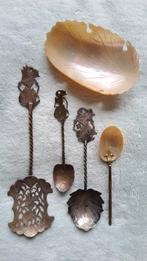 Antiek Djokja zilver Stijl Wayang motief schaduwpoppenspel., Ophalen of Verzenden, Zilver