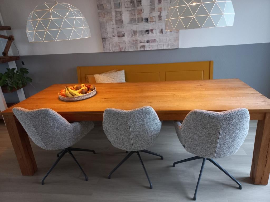 Echt hele mooie robuuste massief eiken eettafel 2,50 m lang, Huis en Inrichting, Tafels | Eettafels, Ophalen, Gebruikt, Eikenhout